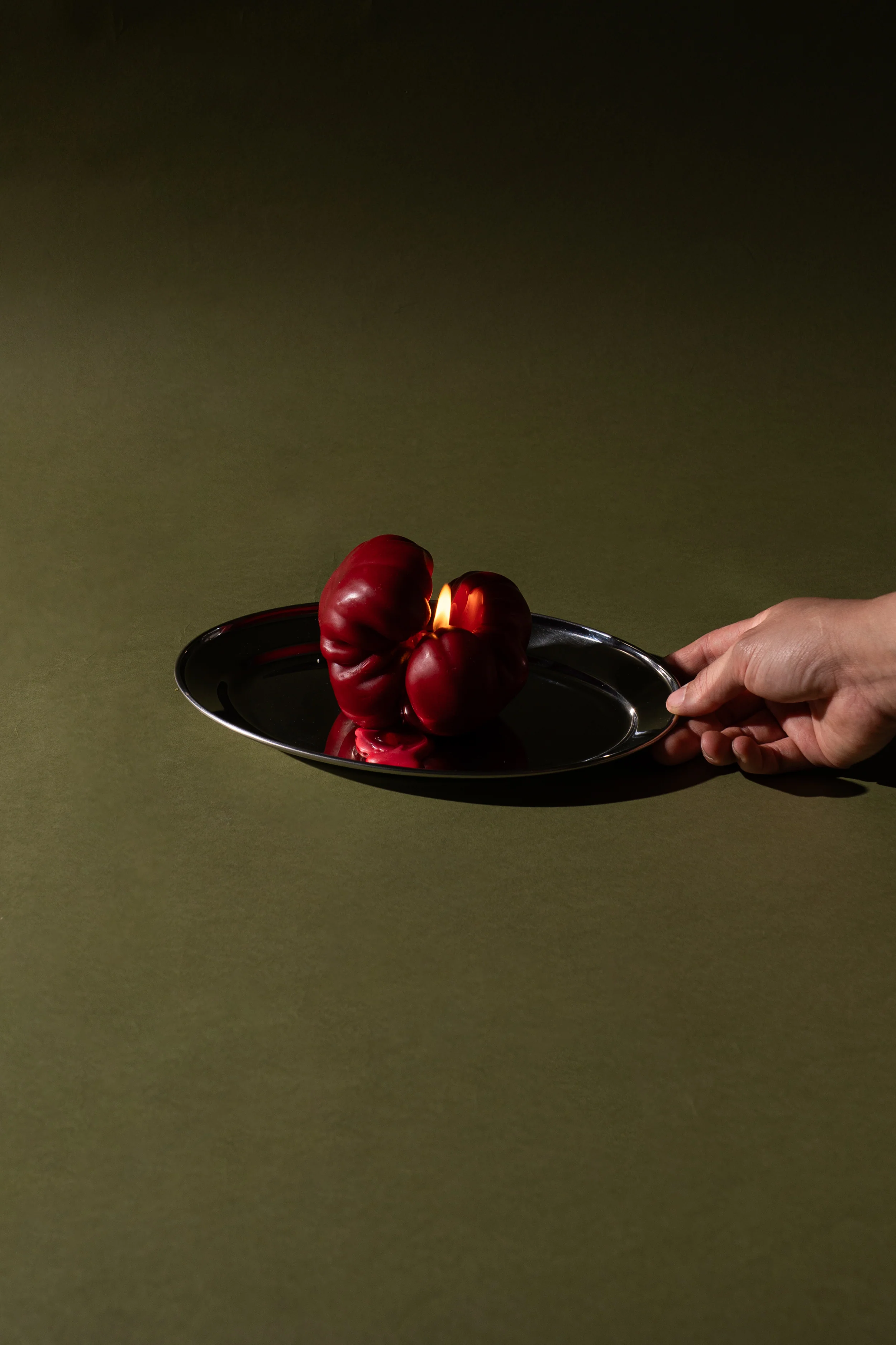 Heirloom Tomato Candle with Stainless Steel Tray - Image 3